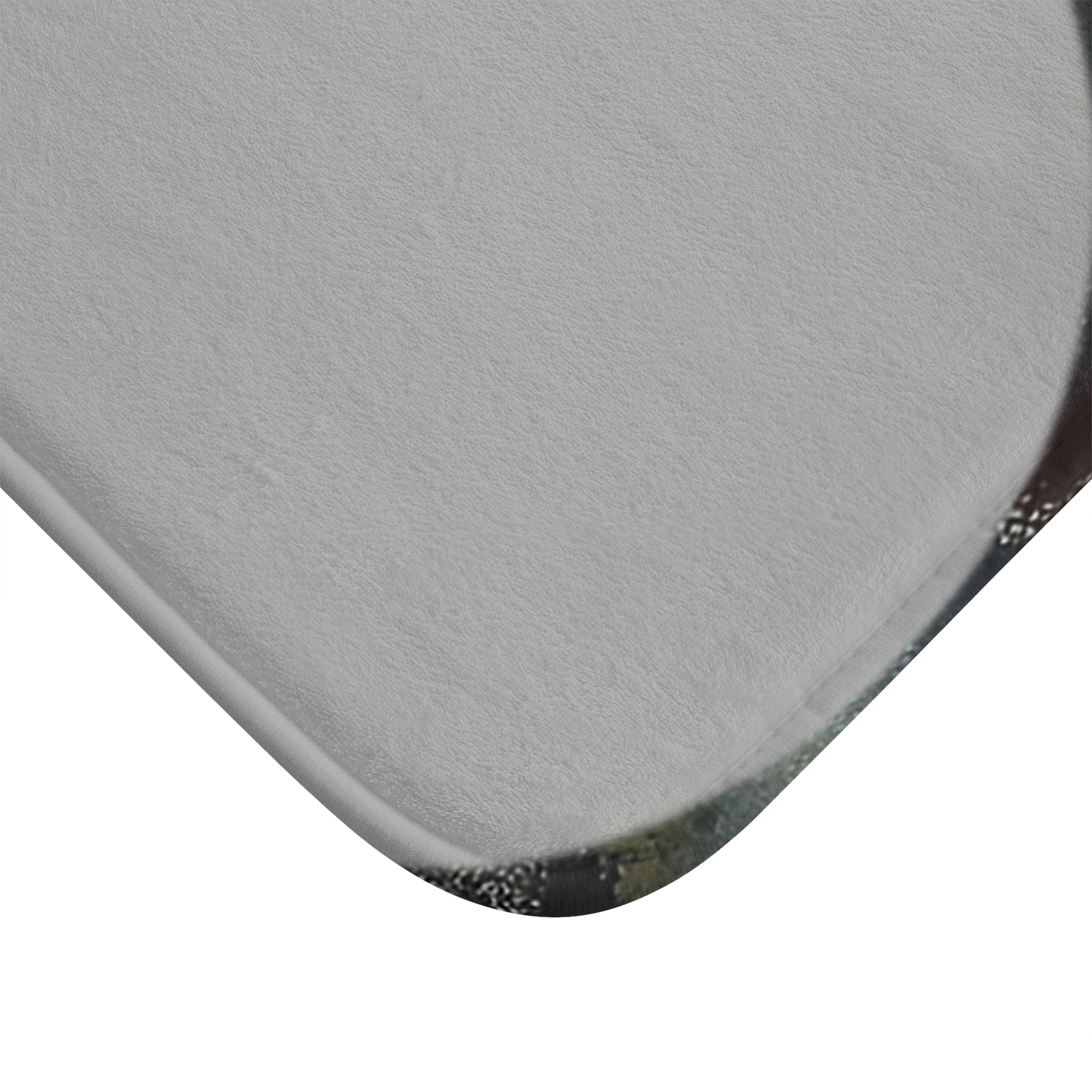 Demire D Bath Mat — Stone Texture with Green Line Accent
