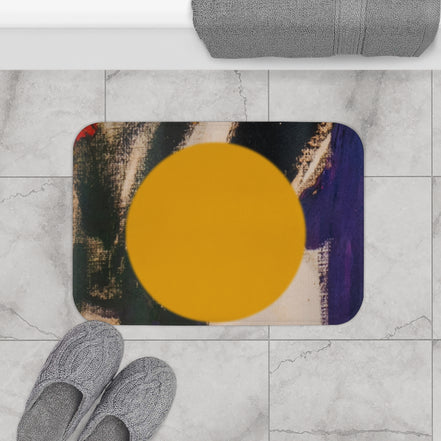 Yellow Circle Accent Bath Mat — Modern Abstract Bathroom Rug
