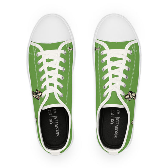 InTense – Men’s Abstract Figure Low-Top Canvas Sneakers – Green Background