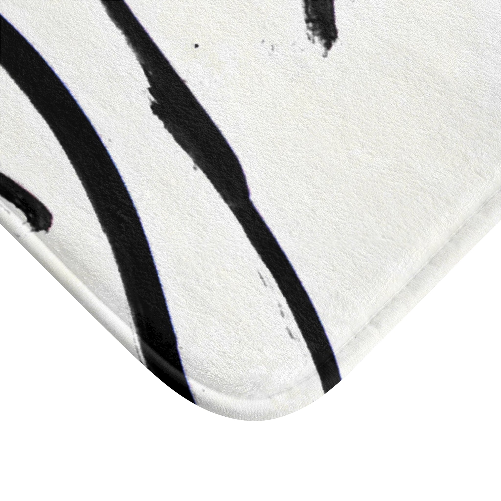 Monochrome Brushstroke Bath Mat — Minimal Black & White Bathroom Rug