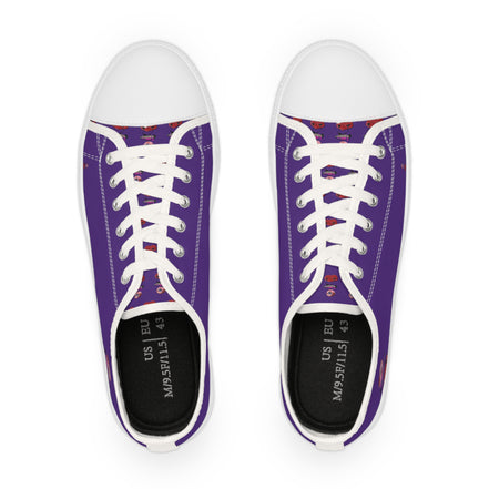 I Am – Men’s Surreal Eye Low-Top Canvas Sneakers – Dark Purple Background