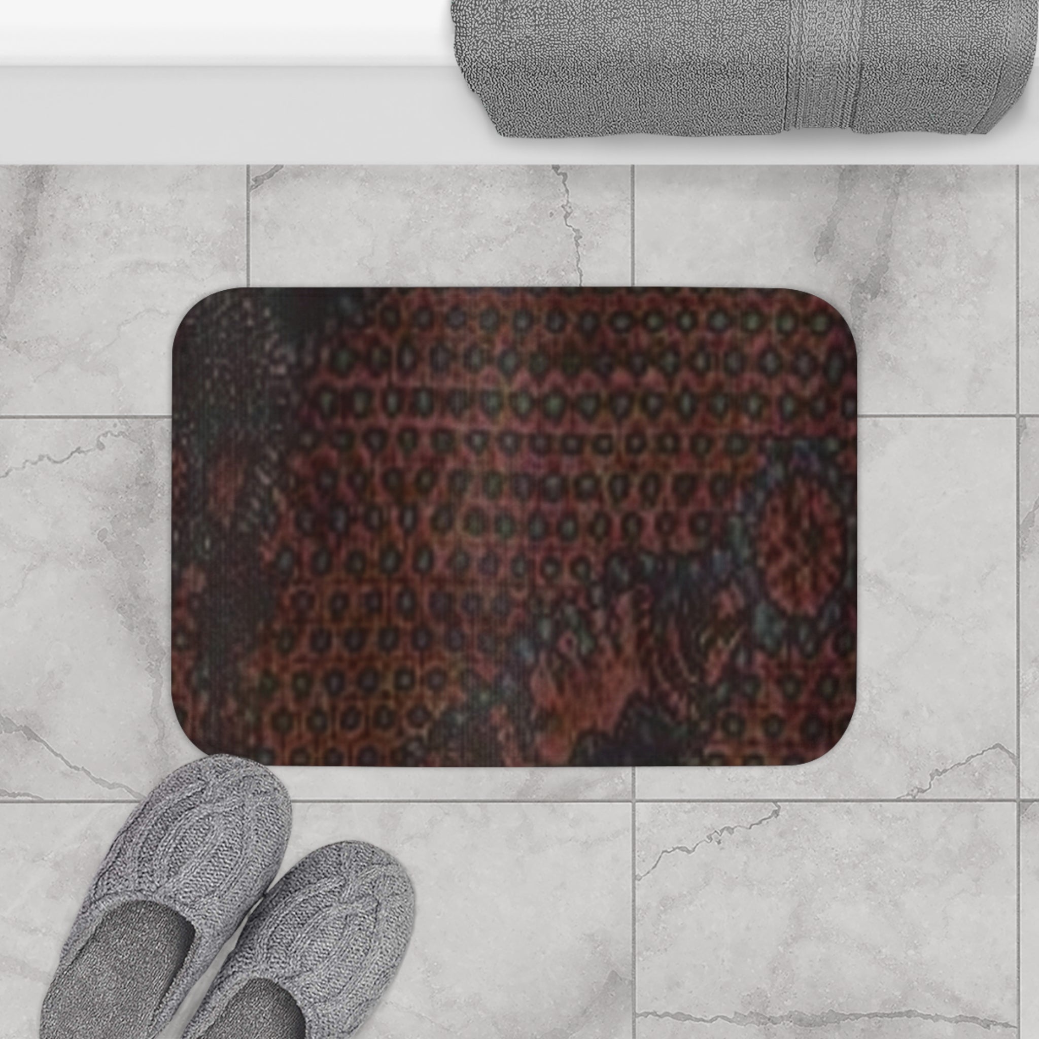Demire NY Bath Mat — Brown Patterned Bathroom Rug with Gold Accent